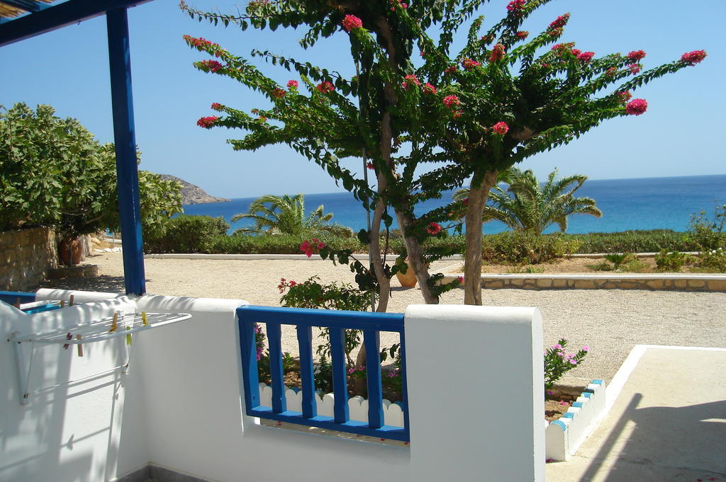 Ardani Bay Studios Amoopi Zimmer foto